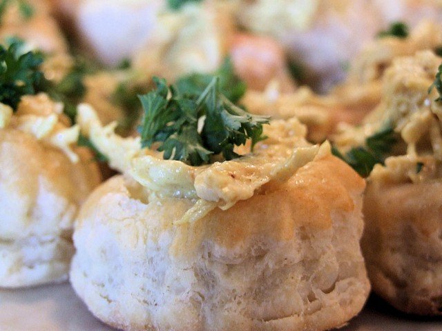 Coronation chicken vol-au-vents Coronation chicken vol au vents 640x480 Coronation chicken vol au vents