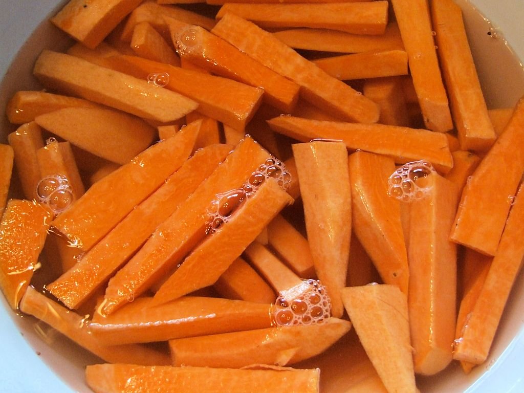 The Crunchy Sweet Potato Fries Experiment We Are Not Foodies