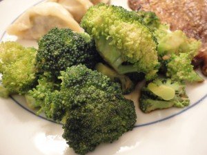 Broccoli Stir Fried with Oyster Sauce and Minced Garlic