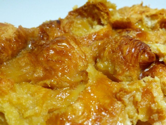 Croissant bread and butter pudding