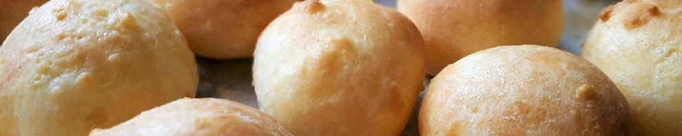 Pao de Queijo - Brazillian Cheese Balls